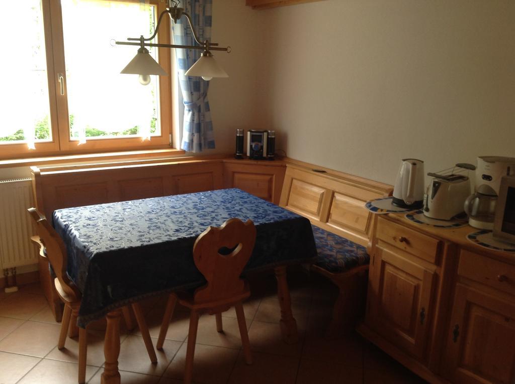Ferienhaus Sachrang Szoba fotó